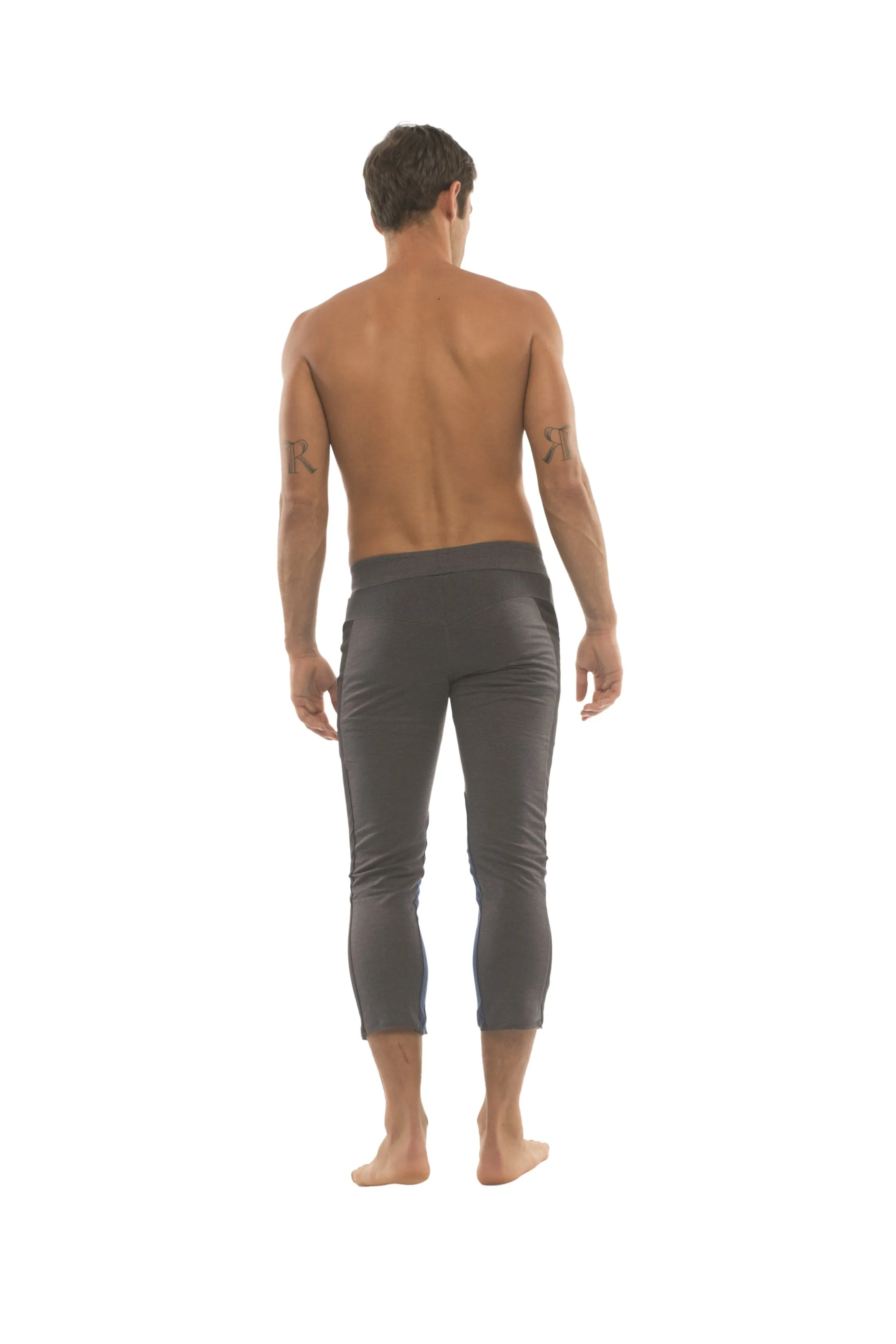 4/5 Zipper Pocket Capri Yoga Pants (Charcoal w/Black & Royal)