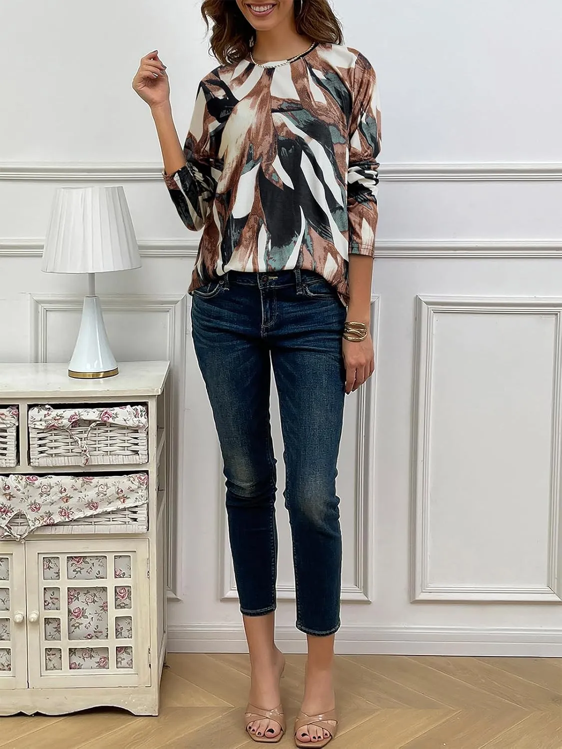 JUSTFASHIONNOW Womens Long Sleeve Tops Casual Shirts for Women Summer Flower Printed T Shirt Crewneck Floral Tee