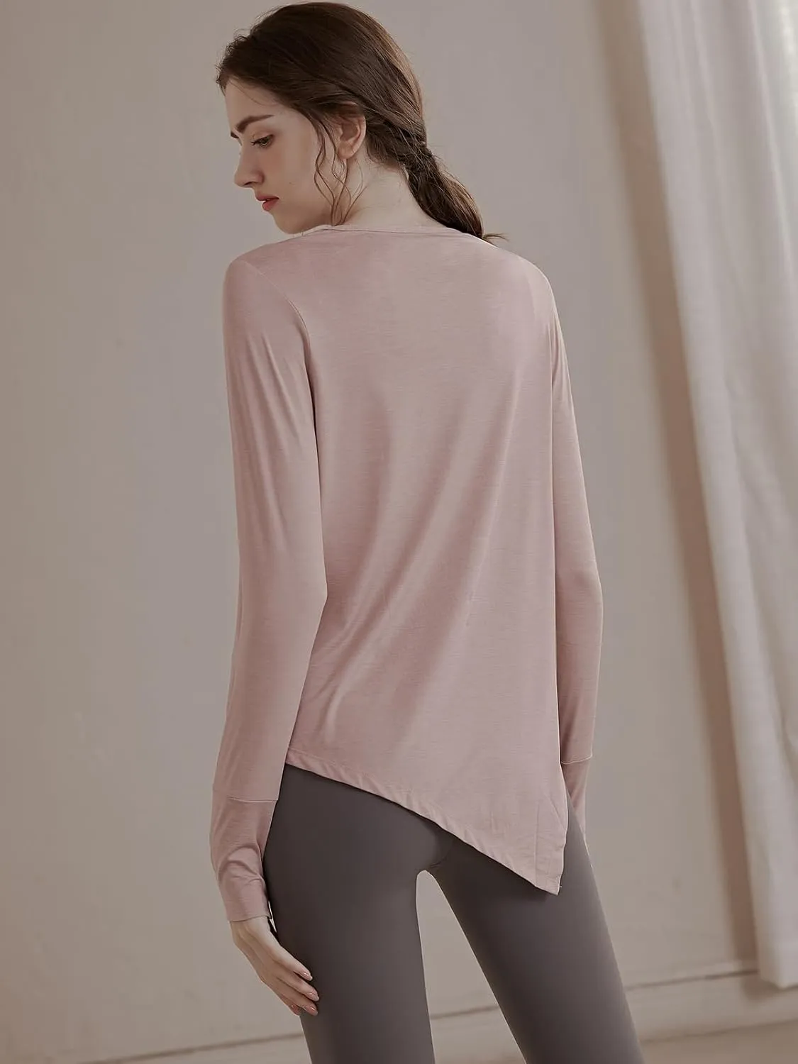 Long Sleeve Tee for Women with Thumb Hole Workout Shirts for Women Quick Dry Gym Athletic Tops Athletic Gym Workout Crop Tops