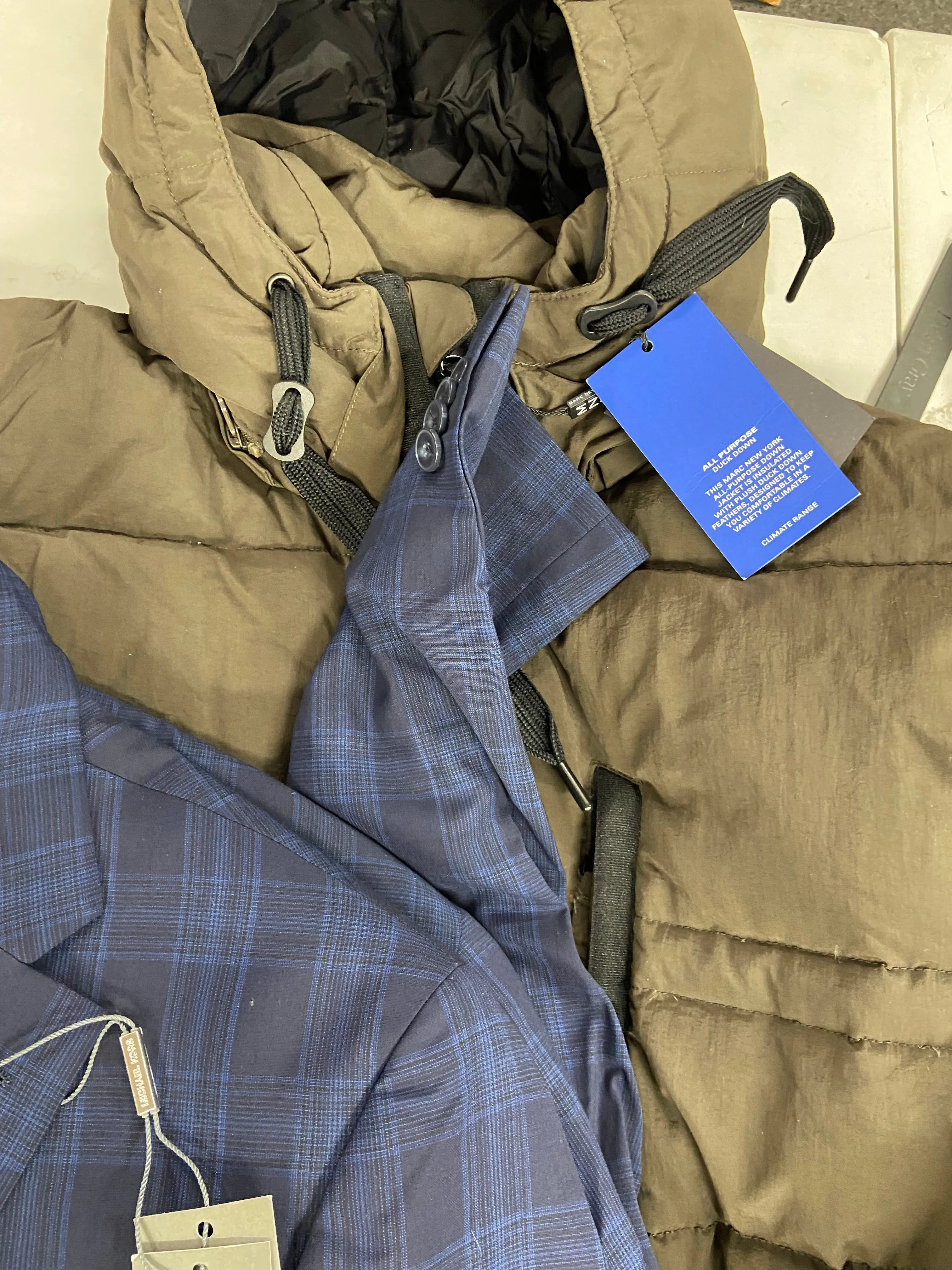 Men's Clothing Assorted Wholesale Lot, MICHAEL KORS, MARC NEW YORK, WEATHERPROOF, COLUMBIA, DYLAN GRAY and more, 8 items, Shelf Pulls, MSRP $1,436