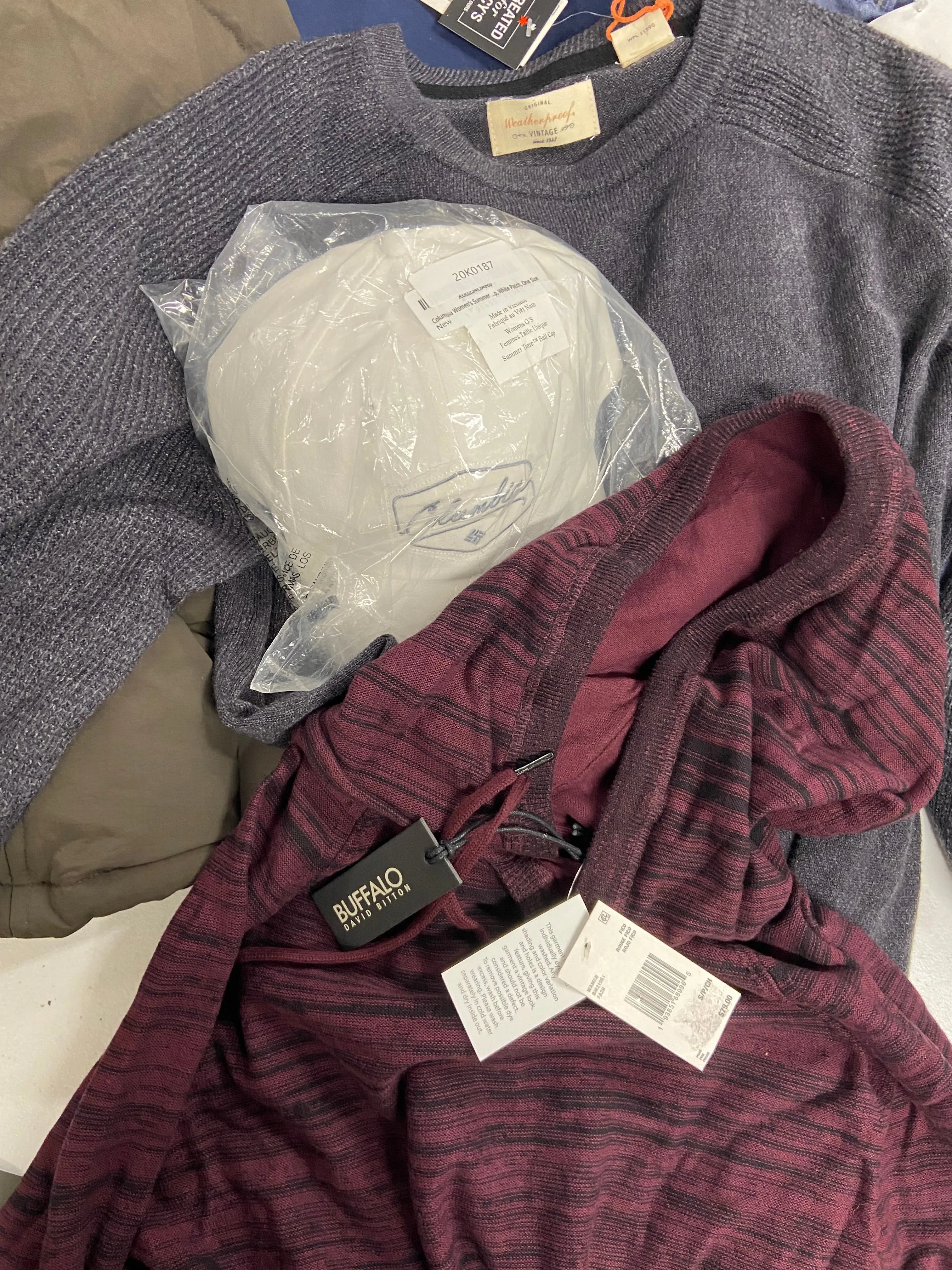 Men's Clothing Assorted Wholesale Lot, MICHAEL KORS, MARC NEW YORK, WEATHERPROOF, COLUMBIA, DYLAN GRAY and more, 8 items, Shelf Pulls, MSRP $1,436