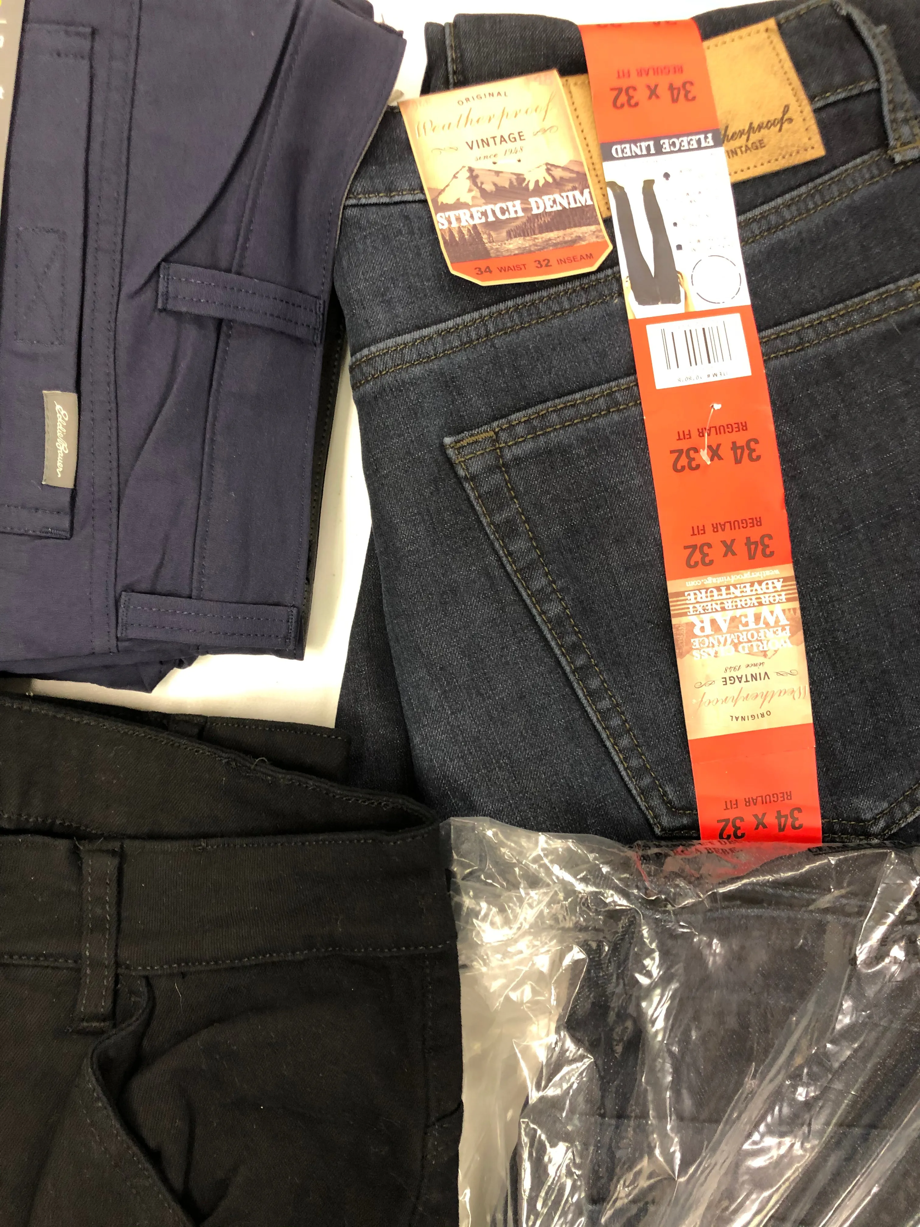 Men's Clothing Jeans & Pants Wholesale Lot, LEVIS, EDDIE BAUER, WEATHERPROOF, KIRKLAND, BUFFALO and more, 10 items, Shelf Pulls, MSRP $623