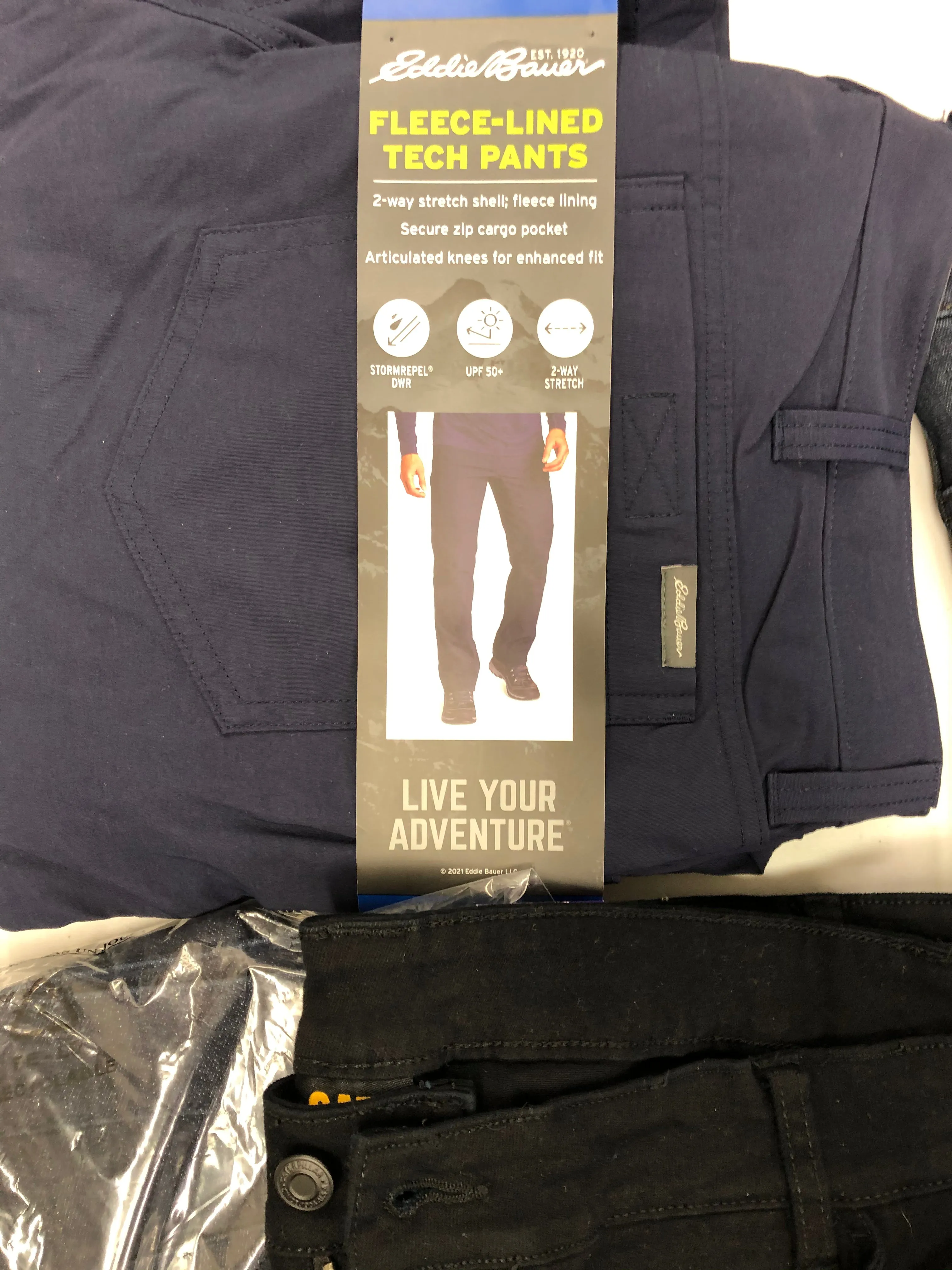 Men's Clothing Jeans & Pants Wholesale Lot, LEVIS, EDDIE BAUER, WEATHERPROOF, KIRKLAND, BUFFALO and more, 10 items, Shelf Pulls, MSRP $623