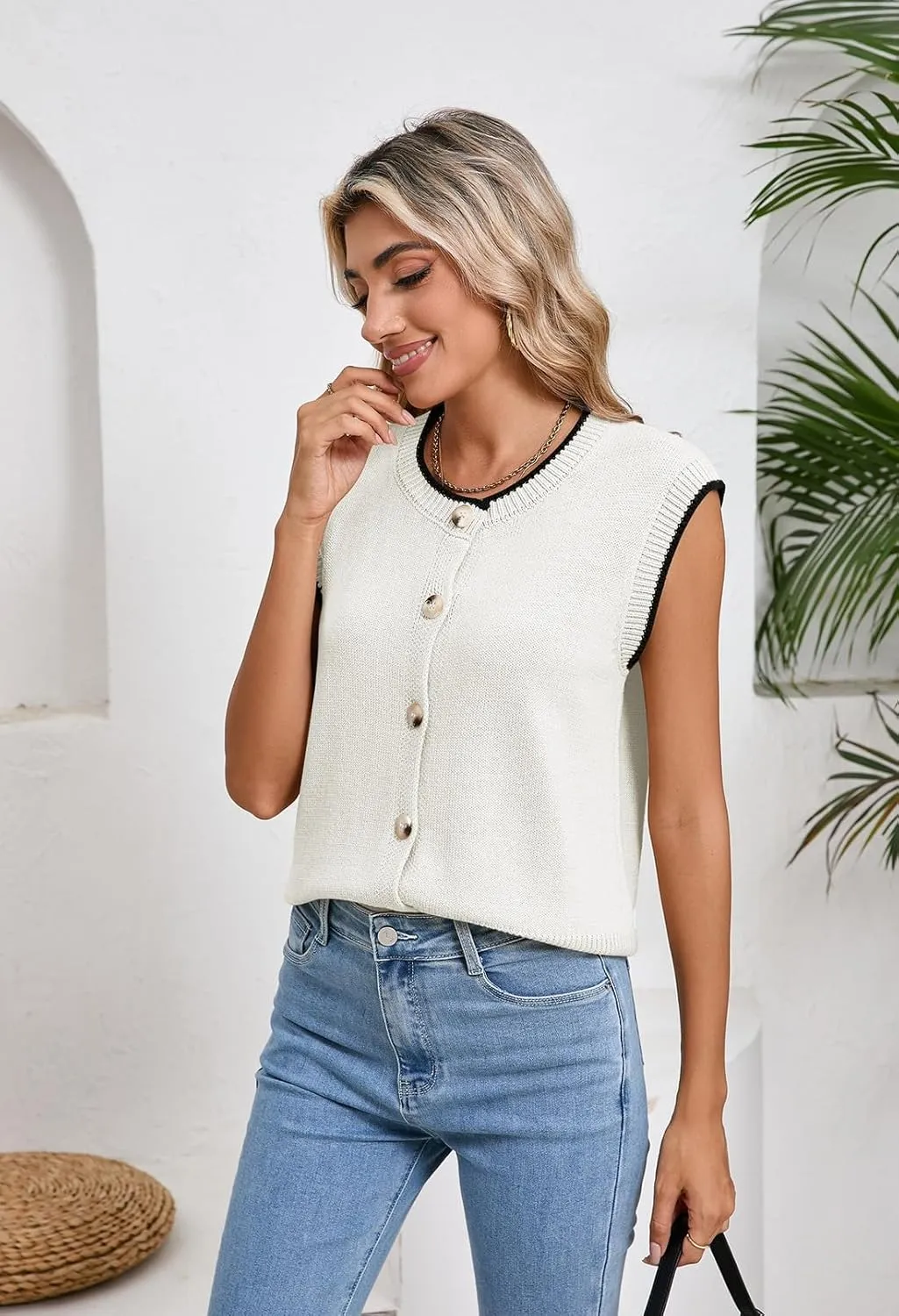 Pink Queen Women's Sweater Vest 2025 Sleeveless Tank Tops Casual Crewneck Button Down Fashion Knitted Vest Cardigans
