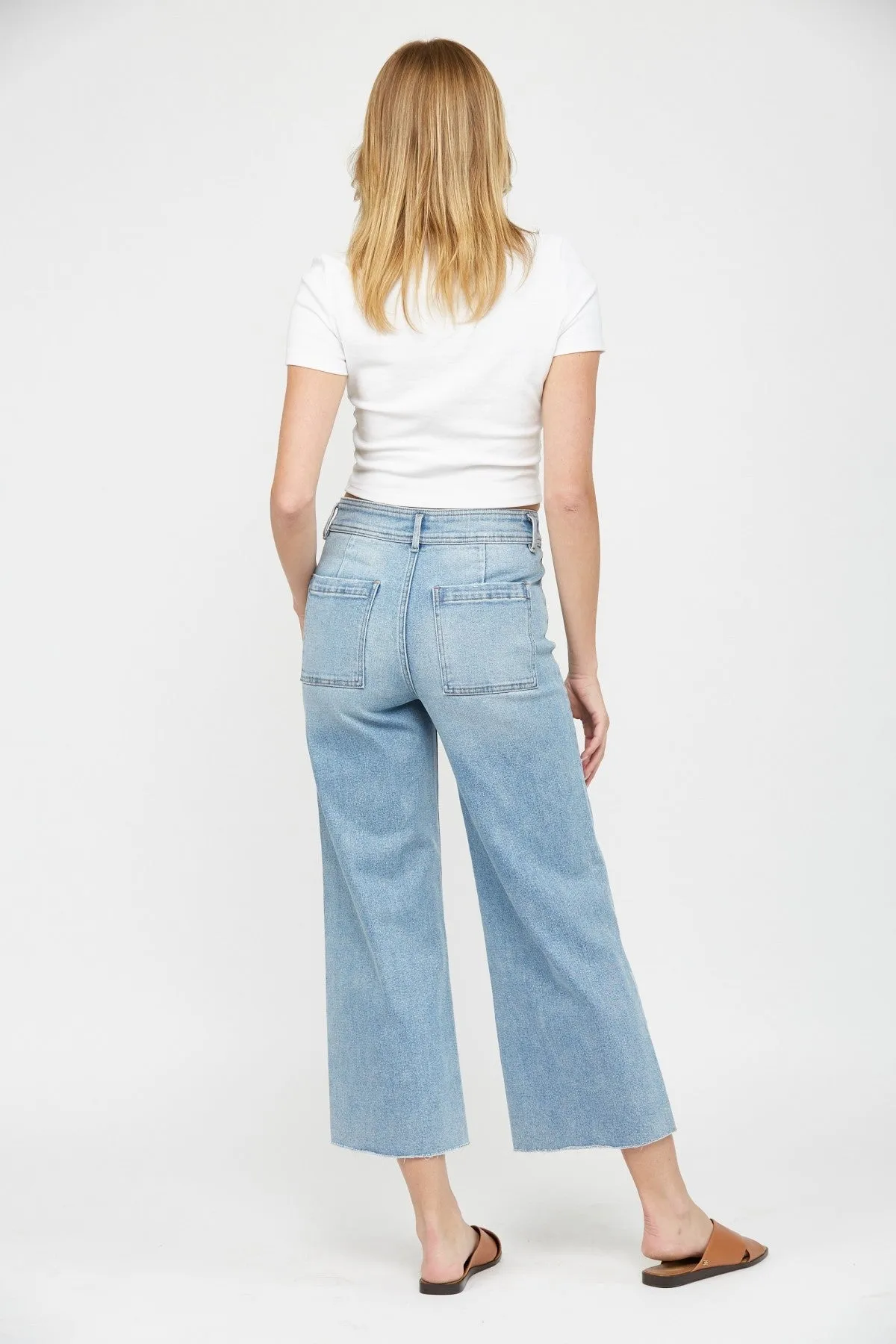 Shell Cropped Wide Leg Jean