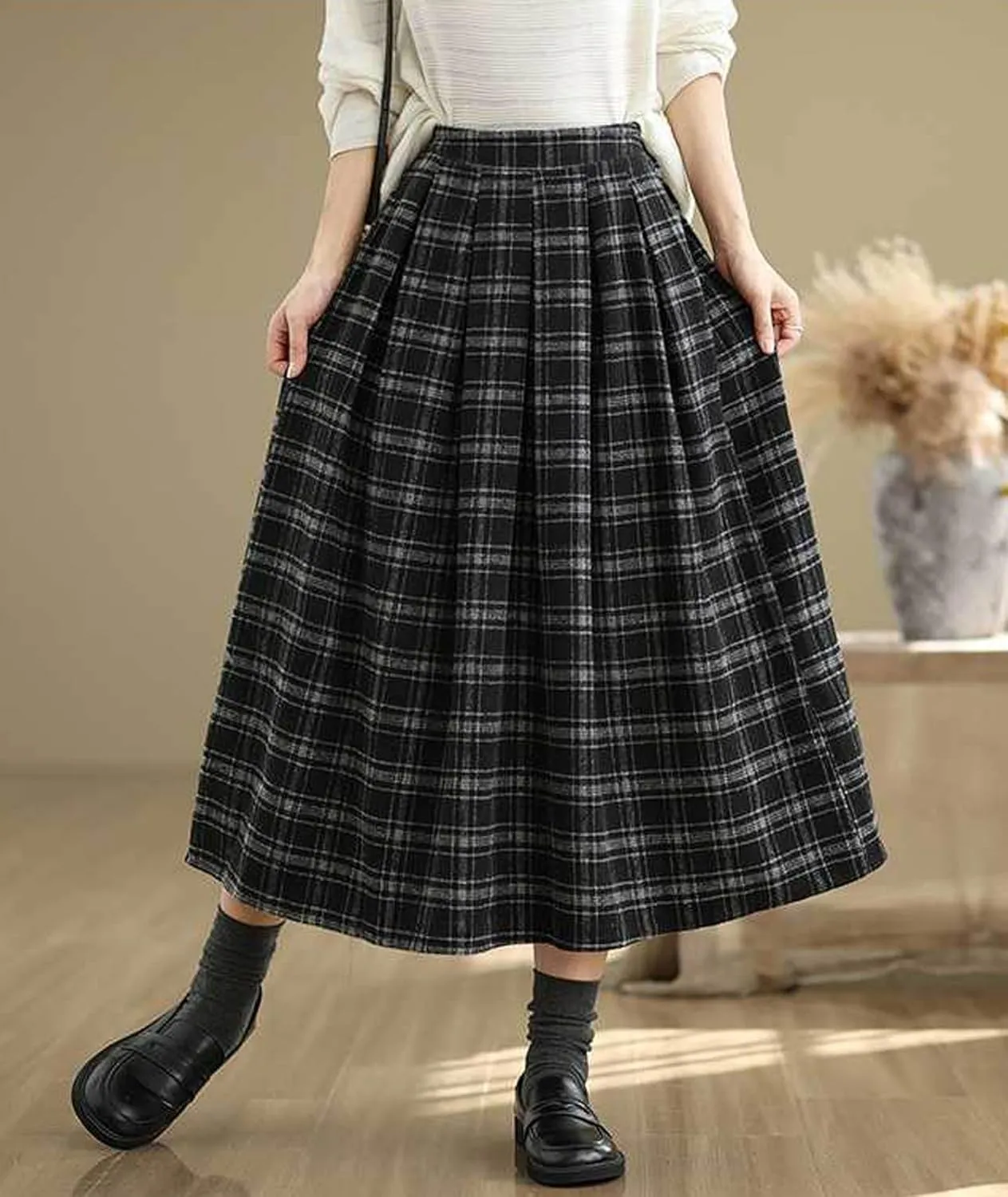 SOMTHRON Women's Retro Plaid Midi Skirt Elastic High Waist A-Line Pleated Flare Checkered Long Skirt