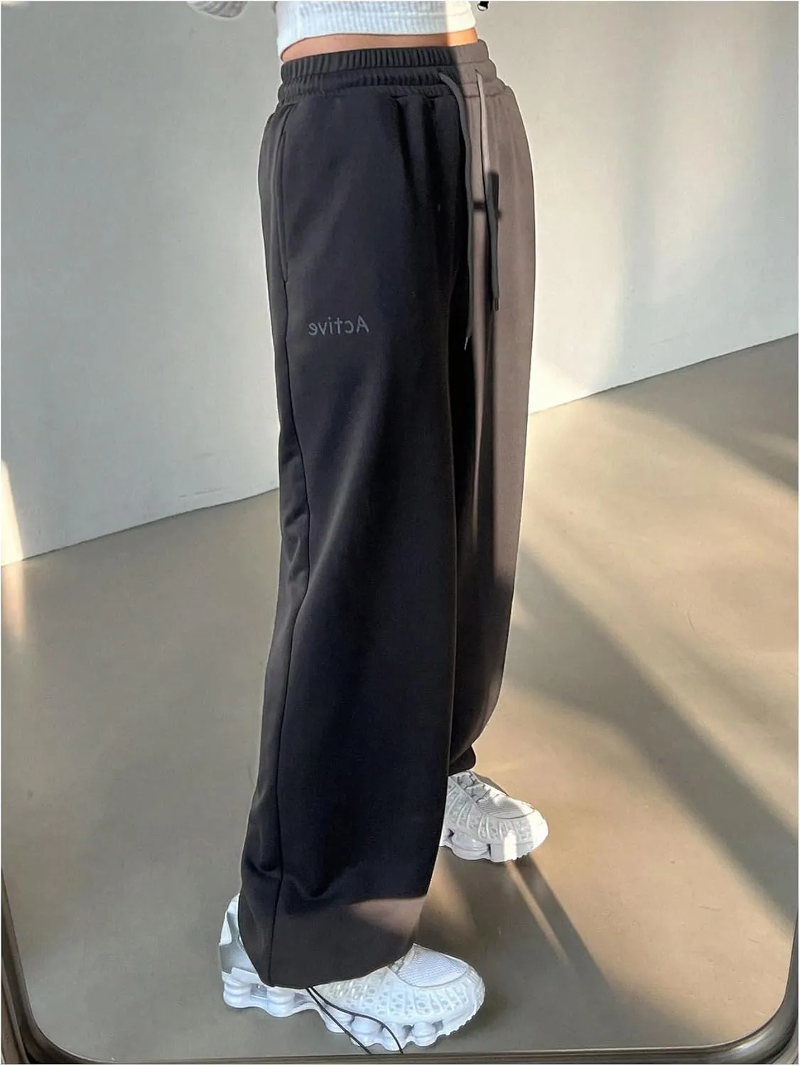 SweatyRocks Women's Letter Print Sweatpants Wide Leg Drawstring High Waist Workout Jogger Pants with Pocket