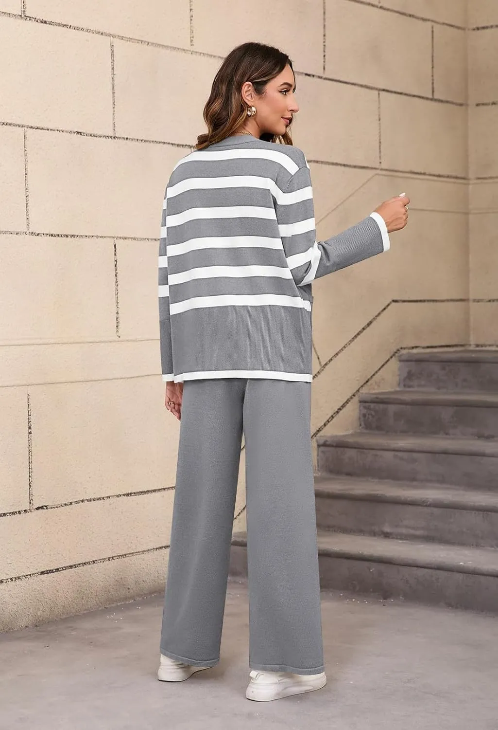 Viottiset Women's 2 Piece Outfits Stripe Sweatsuit Set Long Sleeve Button Sweatshirt Wide Leg Sweatpants Lounge Set