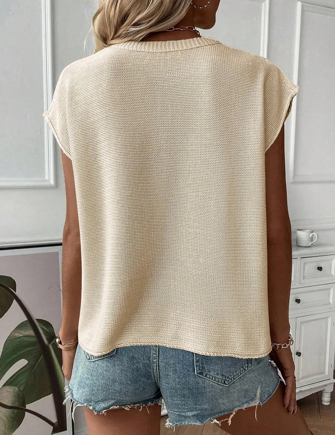Womens Cap Sleeve Sweater Vest Crew Neck Knit Sleeveless Tank Tops Casual Lightweight Pullover Sweaters